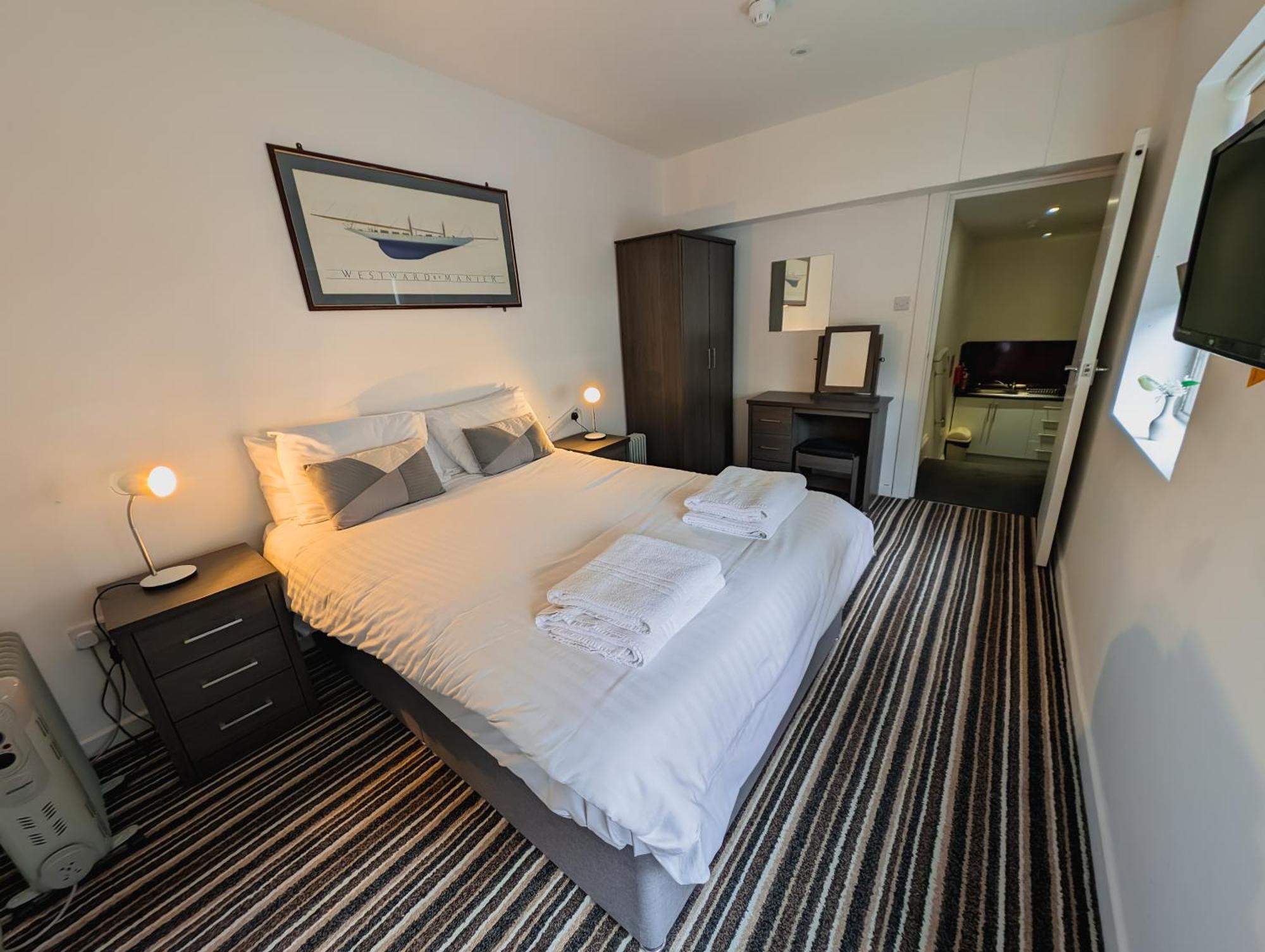 Bay & Harbour Holiday Apartments & Rooms Only Weston-super-Mare Exterior foto