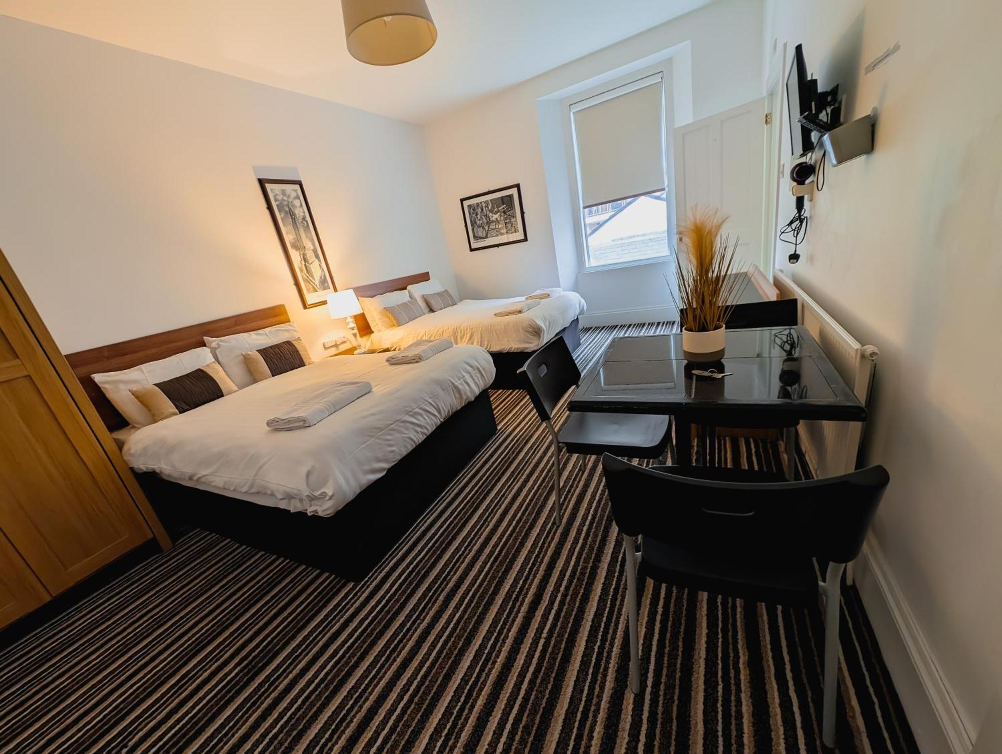Bay & Harbour Holiday Apartments & Rooms Only Weston-super-Mare Exterior foto